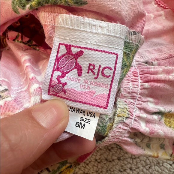 Authentic Hawaiian outfit - Picture 5 of 5